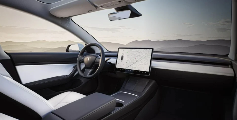 Tesla-in-arrivo-tre-nuovi-modelli